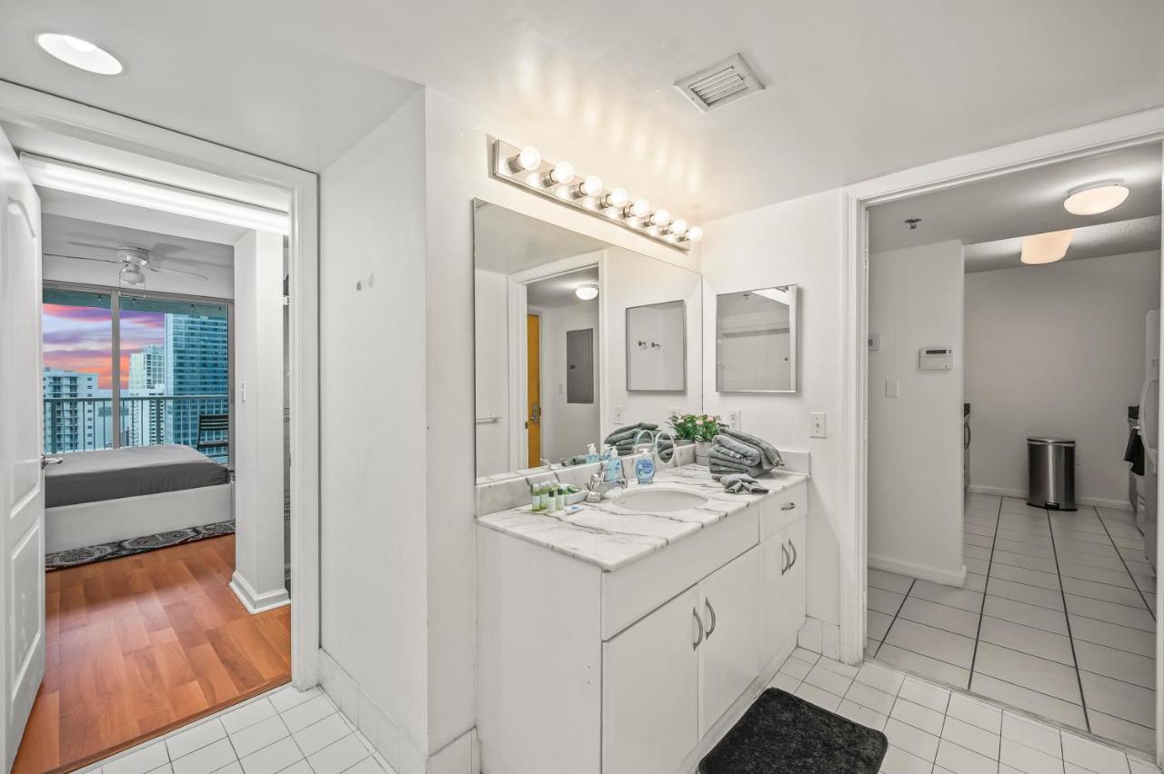 Luxurious 1Br High Rise Condo Brickell-Free Parking Miami Exteriör bild