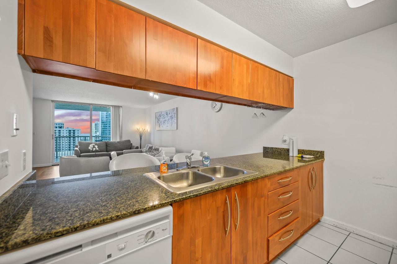 Luxurious 1Br High Rise Condo Brickell-Free Parking Miami Exteriör bild